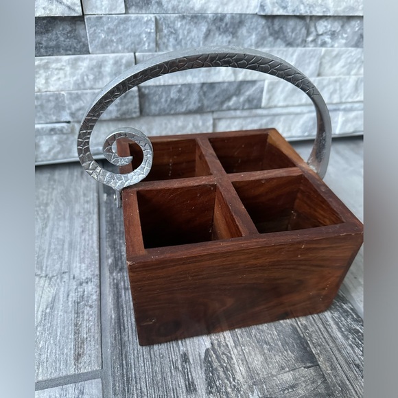 Wood with Metal  Handle Cutlery  Caddy for Silverware/Flatware  or Art Organizer - Picture 7 of 9